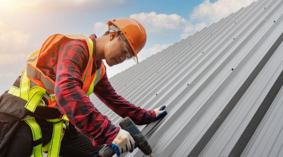 Professional Emergency Roof Repairs services in Henlawson, WV